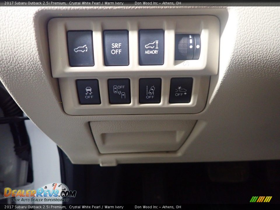 2017 Subaru Outback 2.5i Premium Crystal White Pearl / Warm Ivory Photo #33