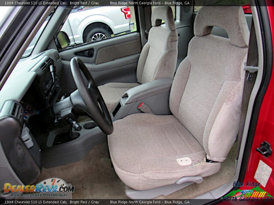 Front Seat of 1994 Chevrolet S10 LS Extended Cab Photo #6