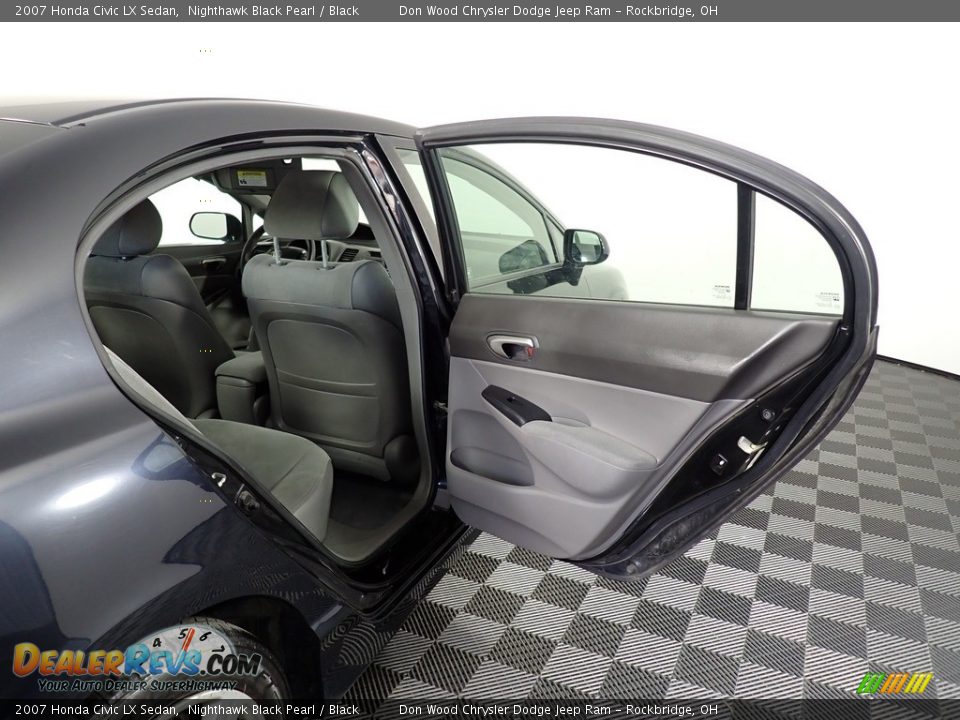 2007 Honda Civic LX Sedan Nighthawk Black Pearl / Black Photo #31