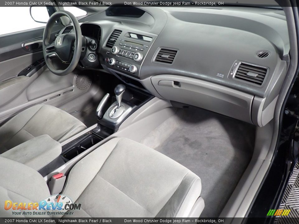 2007 Honda Civic LX Sedan Nighthawk Black Pearl / Black Photo #35