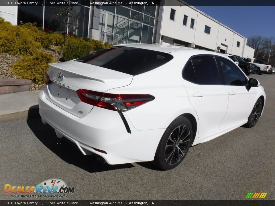 2018 Toyota Camry SE Super White / Black Photo #14