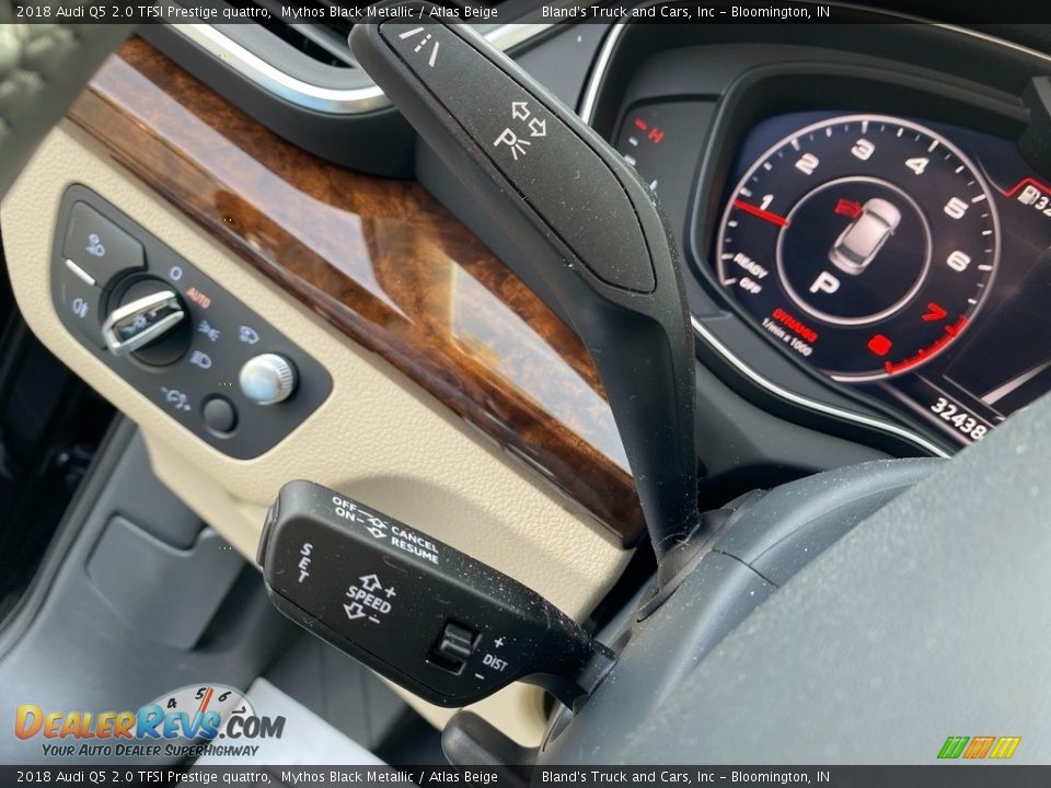 Controls of 2018 Audi Q5 2.0 TFSI Prestige quattro Photo #21