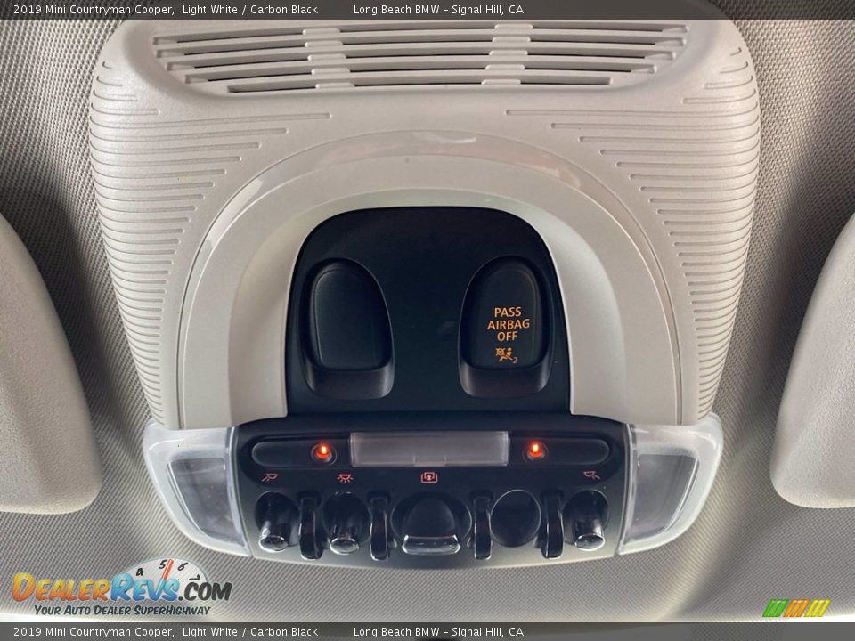 2019 Mini Countryman Cooper Light White / Carbon Black Photo #29