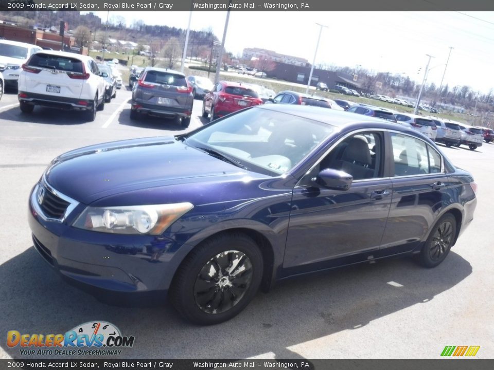 2009 Honda Accord LX Sedan Royal Blue Pearl / Gray Photo #5