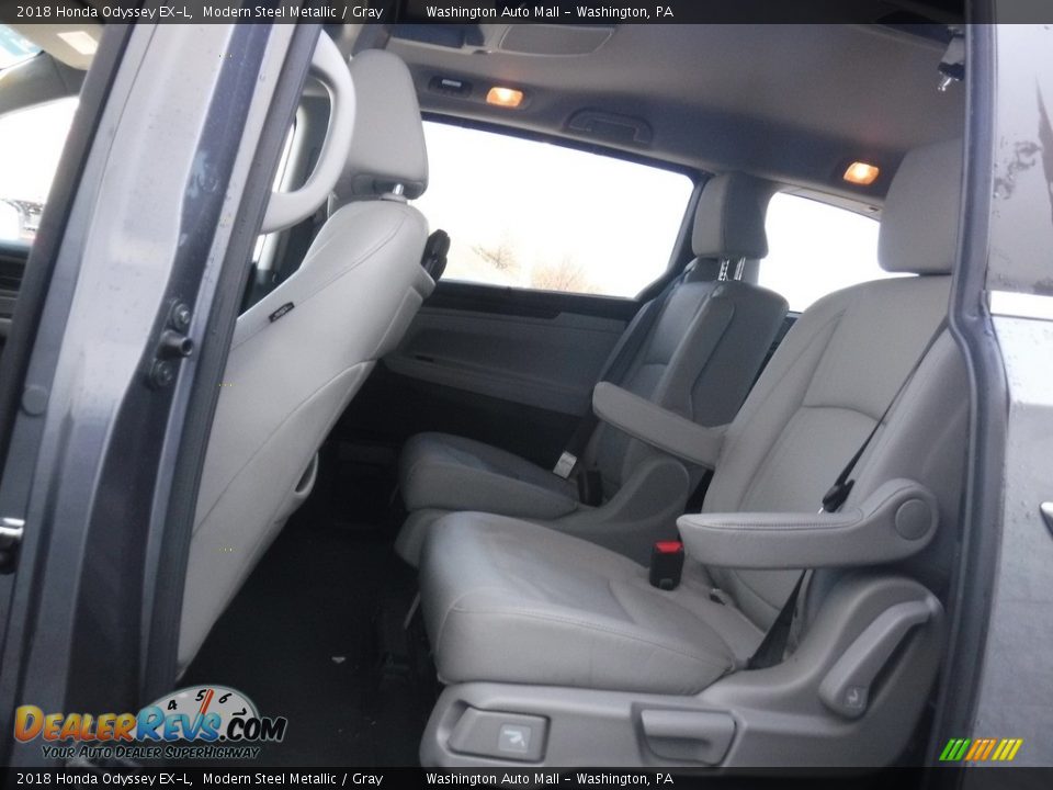 2018 Honda Odyssey EX-L Modern Steel Metallic / Gray Photo #29