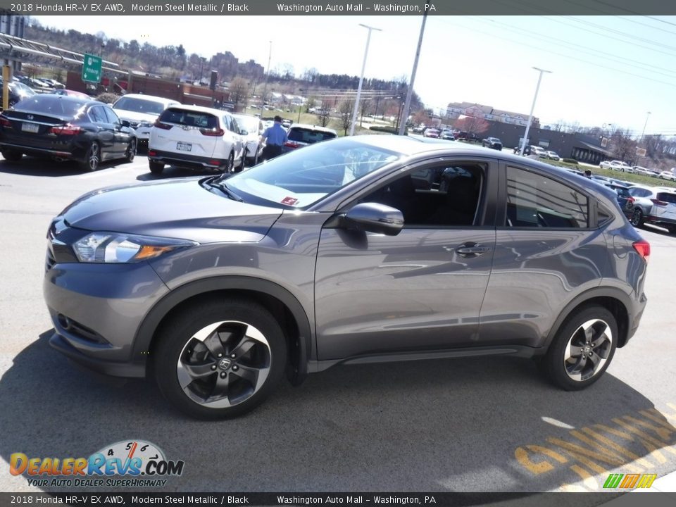 Front 3/4 View of 2018 Honda HR-V EX AWD Photo #7