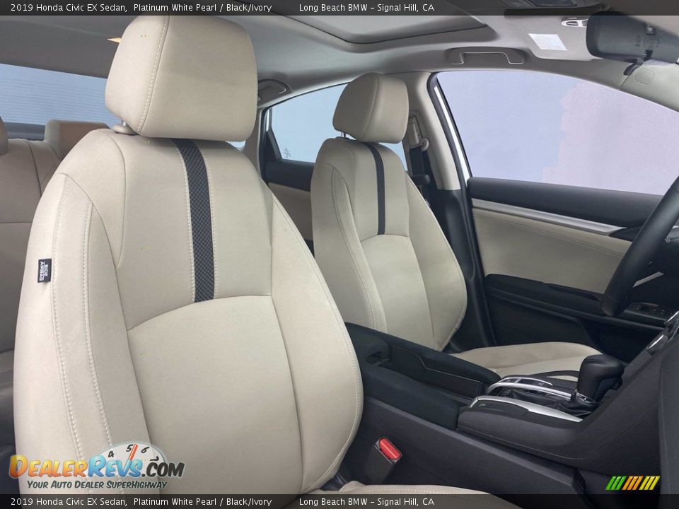 2019 Honda Civic EX Sedan Platinum White Pearl / Black/Ivory Photo #32