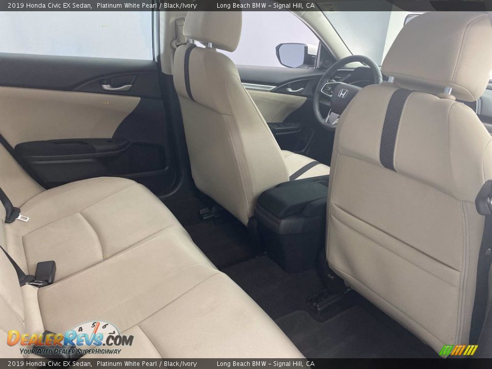2019 Honda Civic EX Sedan Platinum White Pearl / Black/Ivory Photo #34
