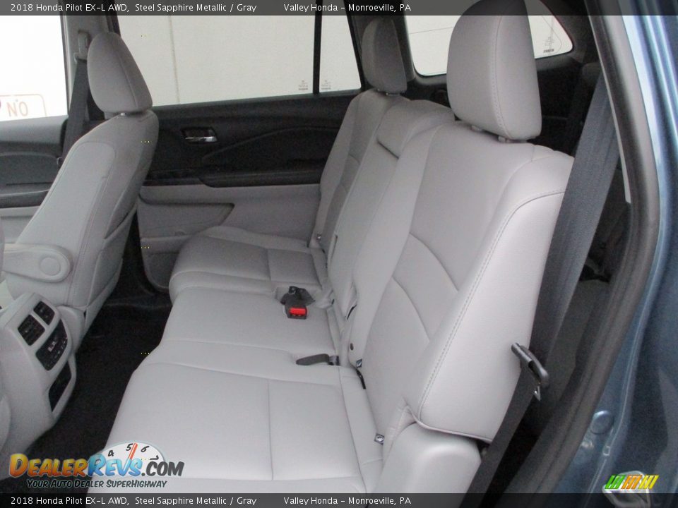 Rear Seat of 2018 Honda Pilot EX-L AWD Photo #12