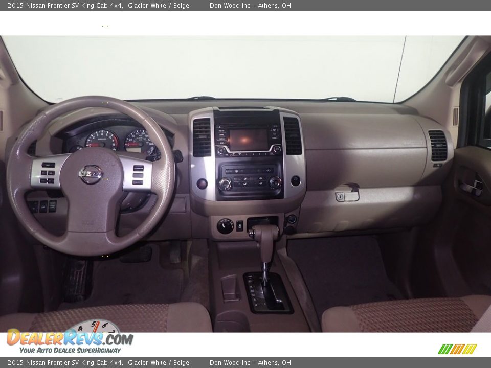 2015 Nissan Frontier SV King Cab 4x4 Glacier White / Beige Photo #22