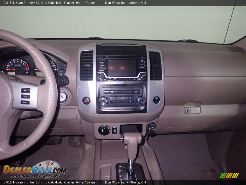 2015 Nissan Frontier SV King Cab 4x4 Glacier White / Beige Photo #23