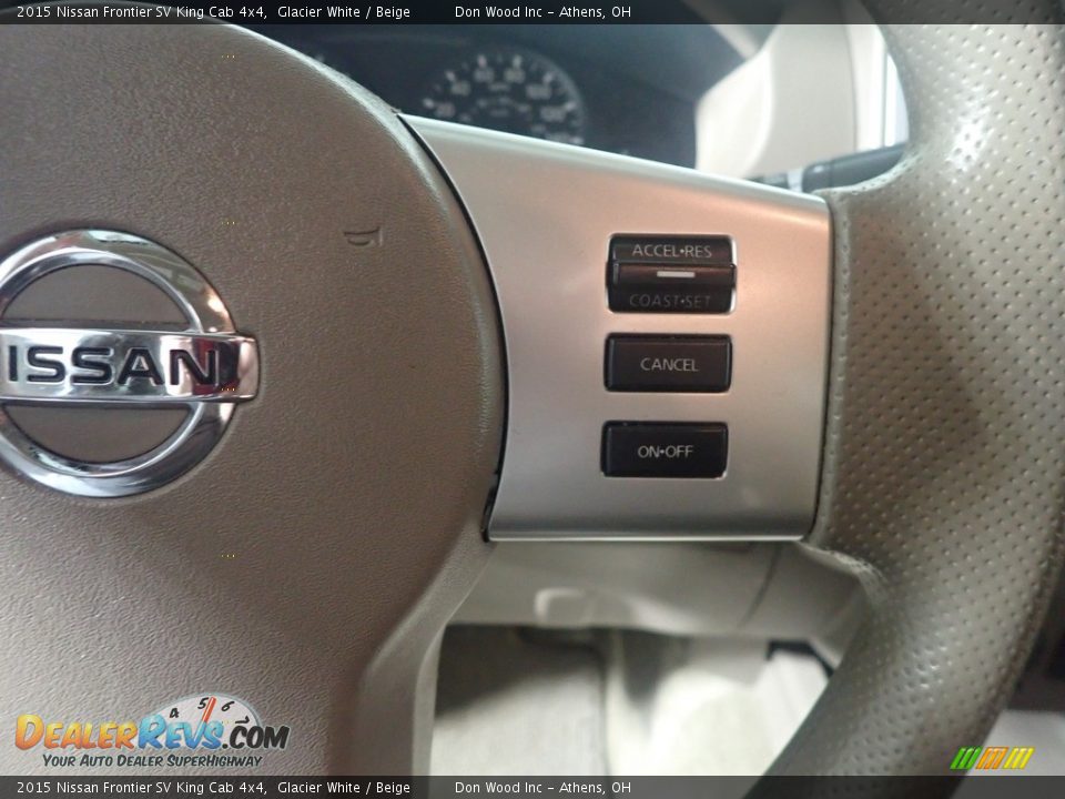 2015 Nissan Frontier SV King Cab 4x4 Glacier White / Beige Photo #28