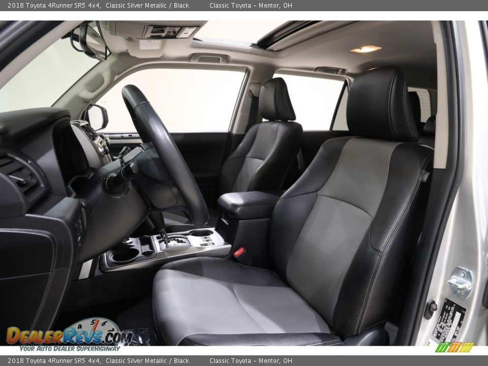 2018 Toyota 4Runner SR5 4x4 Classic Silver Metallic / Black Photo #5