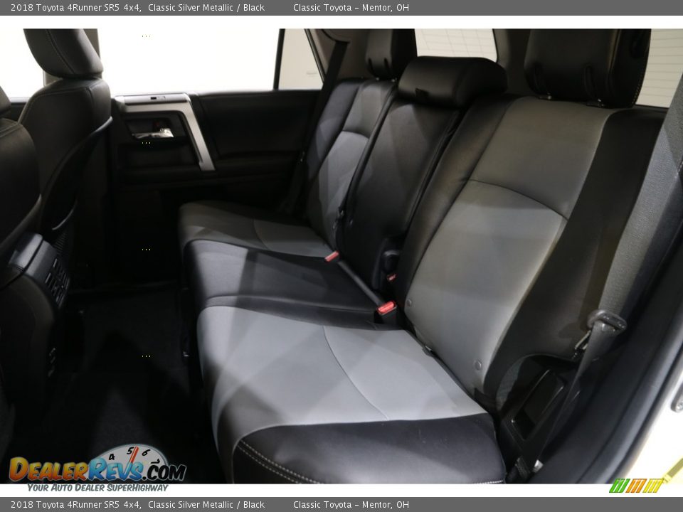 2018 Toyota 4Runner SR5 4x4 Classic Silver Metallic / Black Photo #19