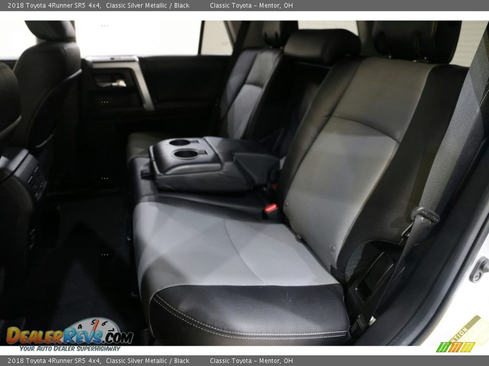 2018 Toyota 4Runner SR5 4x4 Classic Silver Metallic / Black Photo #20