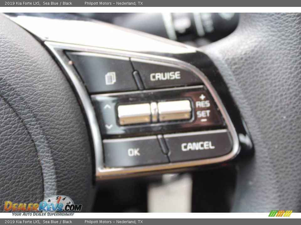 2019 Kia Forte LXS Sea Blue / Black Photo #12