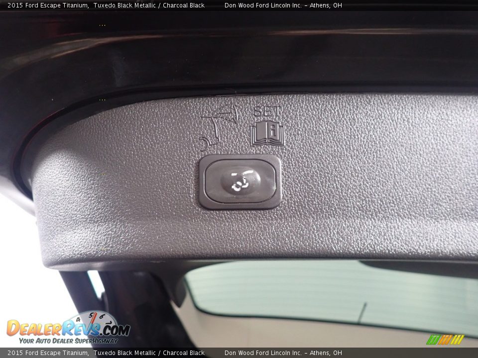 2015 Ford Escape Titanium Tuxedo Black Metallic / Charcoal Black Photo #17
