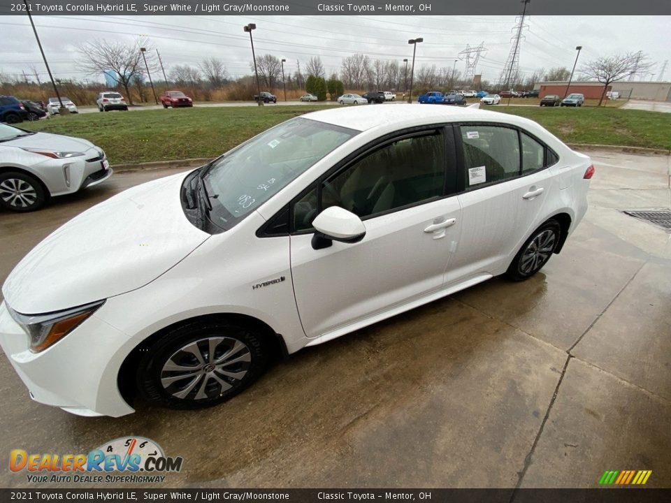 2021 Toyota Corolla Hybrid LE Super White / Light Gray/Moonstone Photo #1
