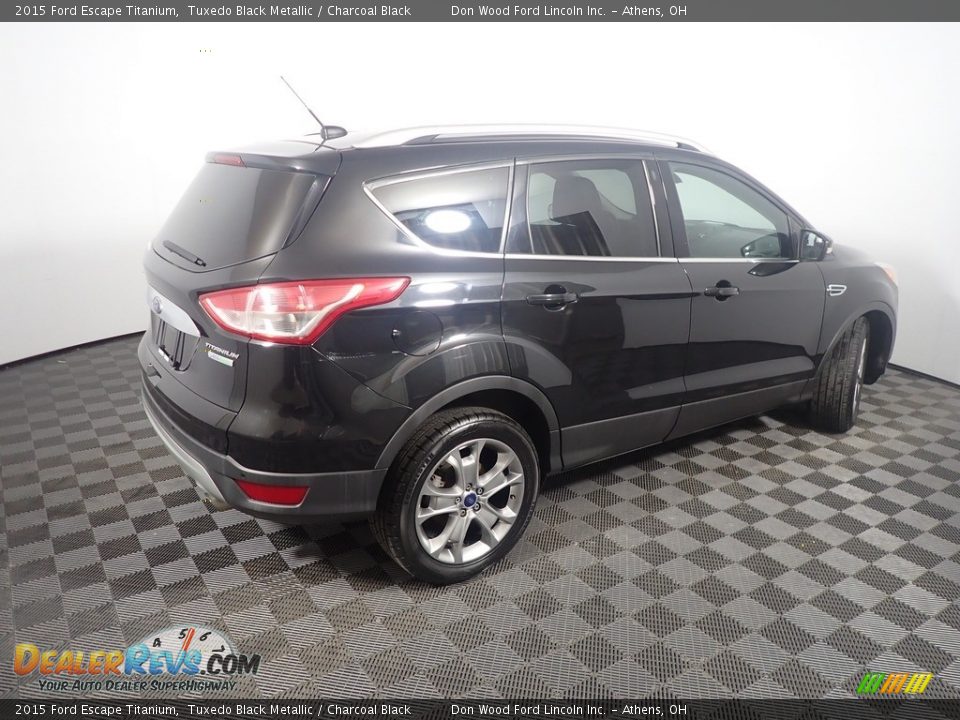 2015 Ford Escape Titanium Tuxedo Black Metallic / Charcoal Black Photo #19