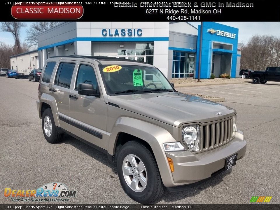 2010 Jeep Liberty Sport 4x4 Light Sandstone Pearl / Pastel Pebble Beige Photo #1