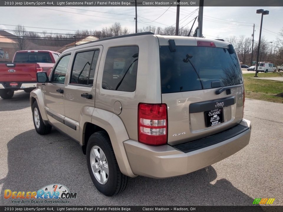 2010 Jeep Liberty Sport 4x4 Light Sandstone Pearl / Pastel Pebble Beige Photo #6
