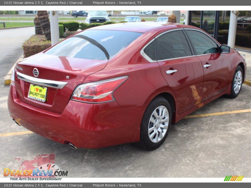 2015 Nissan Altima 2.5 S Cayenne Red / Charcoal Photo #7