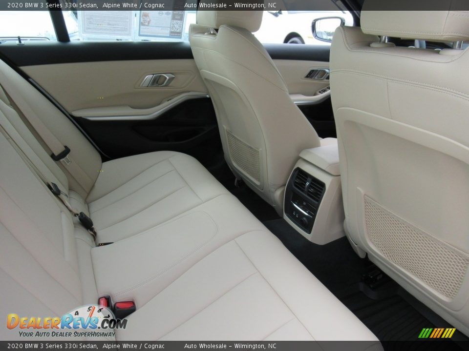 2020 BMW 3 Series 330i Sedan Alpine White / Cognac Photo #12