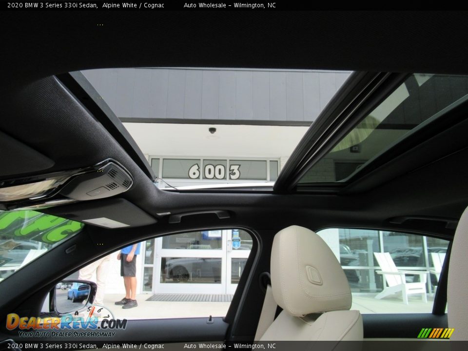 2020 BMW 3 Series 330i Sedan Alpine White / Cognac Photo #13
