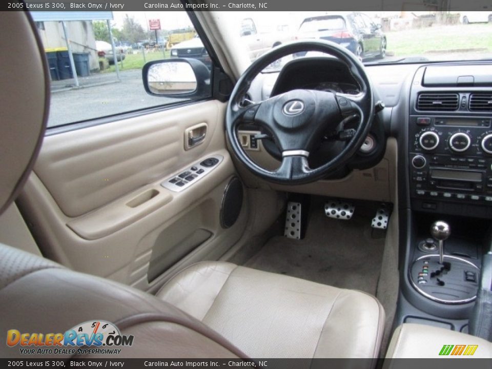 2005 Lexus IS 300 Black Onyx / Ivory Photo #12