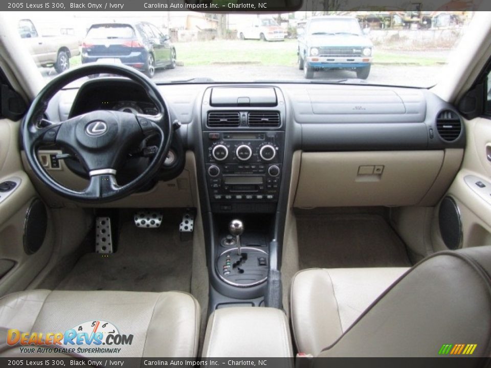 2005 Lexus IS 300 Black Onyx / Ivory Photo #13