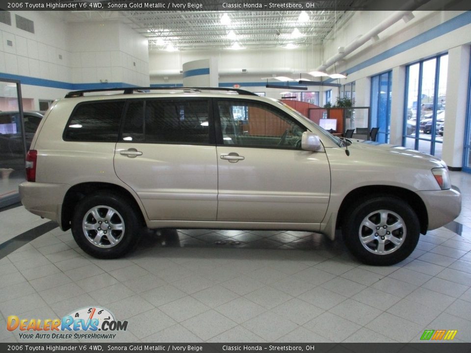 2006 Toyota Highlander V6 4WD Sonora Gold Metallic / Ivory Beige Photo #4