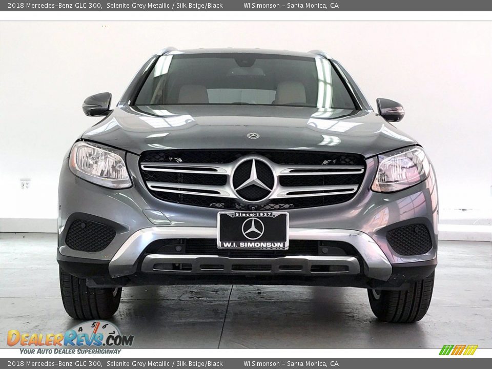 2018 Mercedes-Benz GLC 300 Selenite Grey Metallic / Silk Beige/Black Photo #2