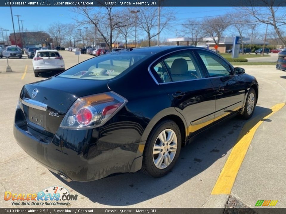 2010 Nissan Altima 2.5 SL Super Black / Charcoal Photo #2