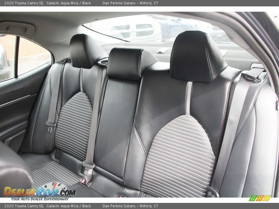 2020 Toyota Camry SE Galactic Aqua Mica / Black Photo #12