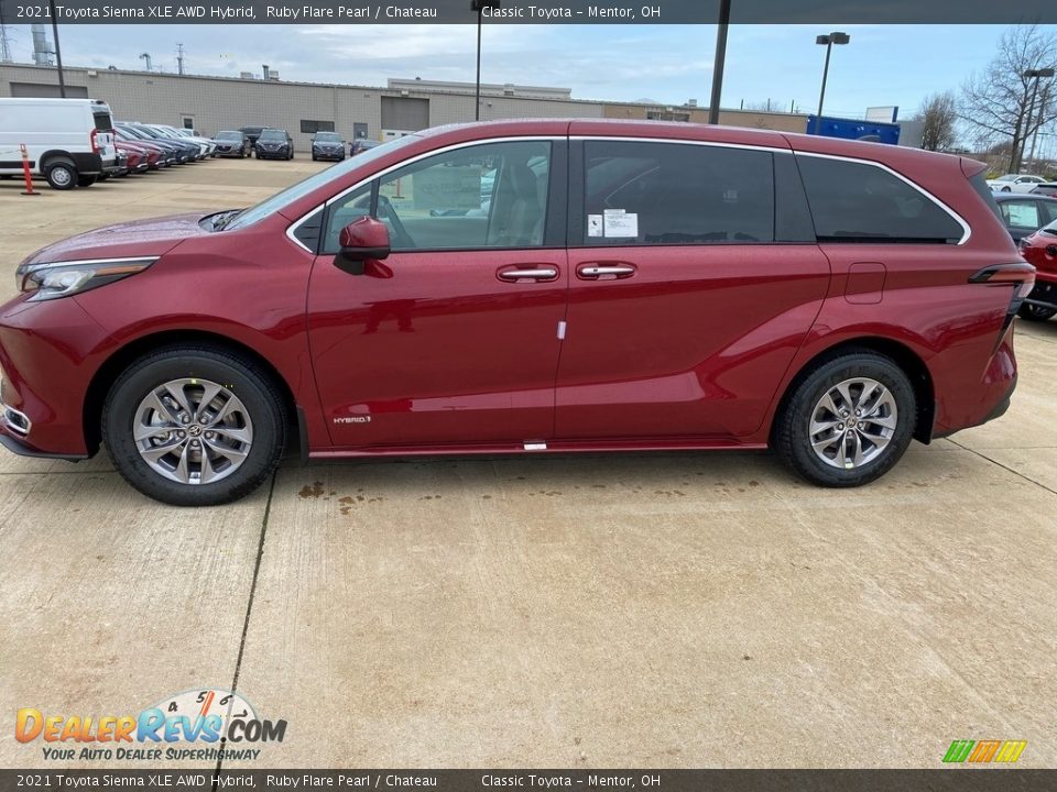 2021 Toyota Sienna XLE AWD Hybrid Ruby Flare Pearl / Chateau Photo #1