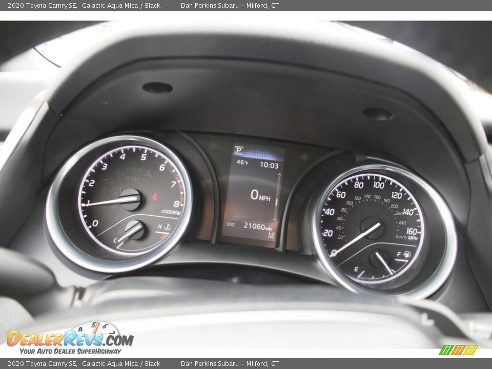 2020 Toyota Camry SE Galactic Aqua Mica / Black Photo #17