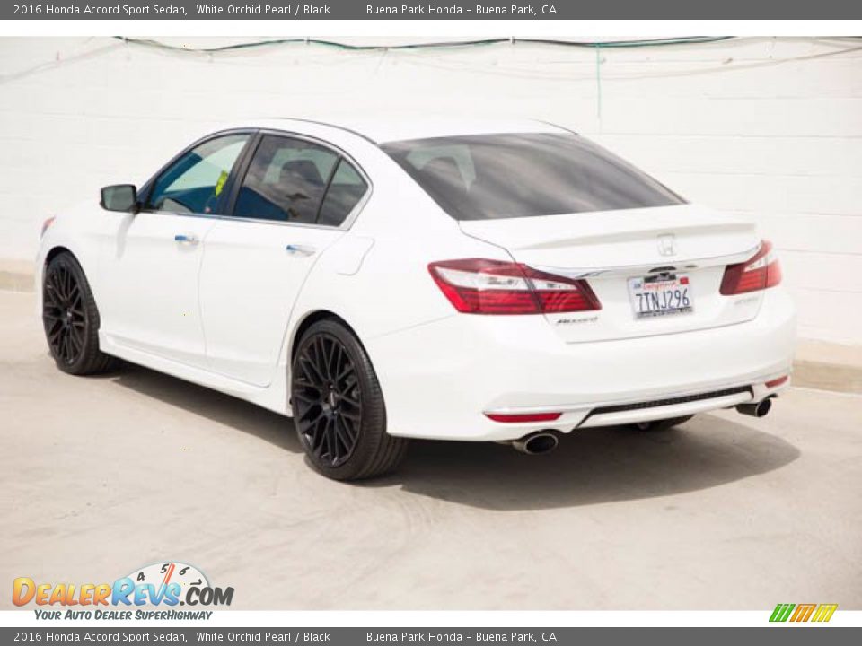 2016 Honda Accord Sport Sedan White Orchid Pearl / Black Photo #2