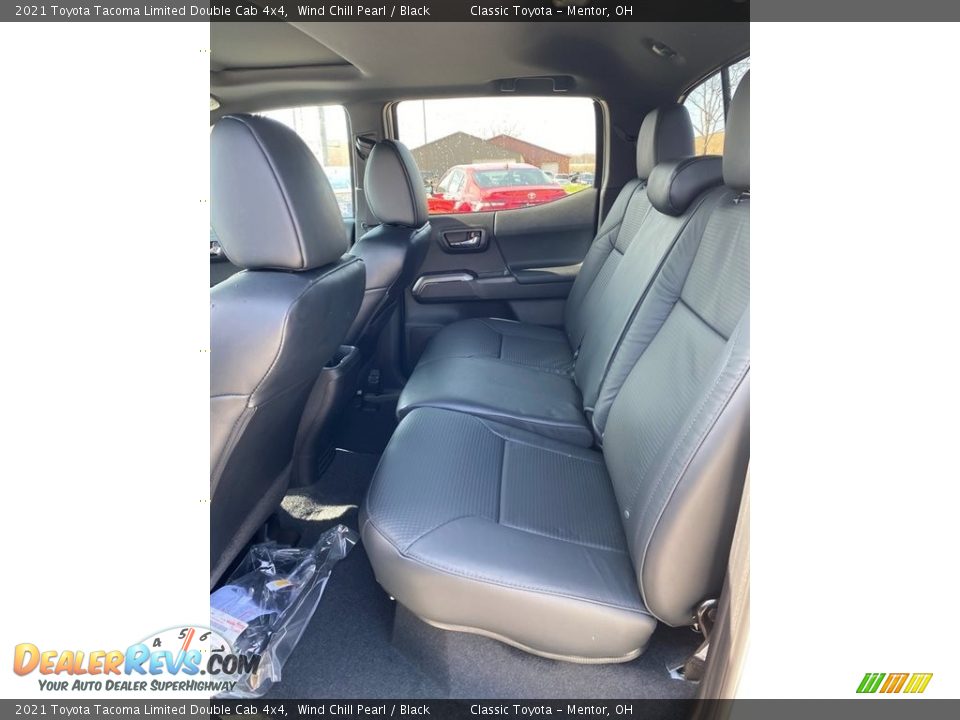2021 Toyota Tacoma Limited Double Cab 4x4 Wind Chill Pearl / Black Photo #3
