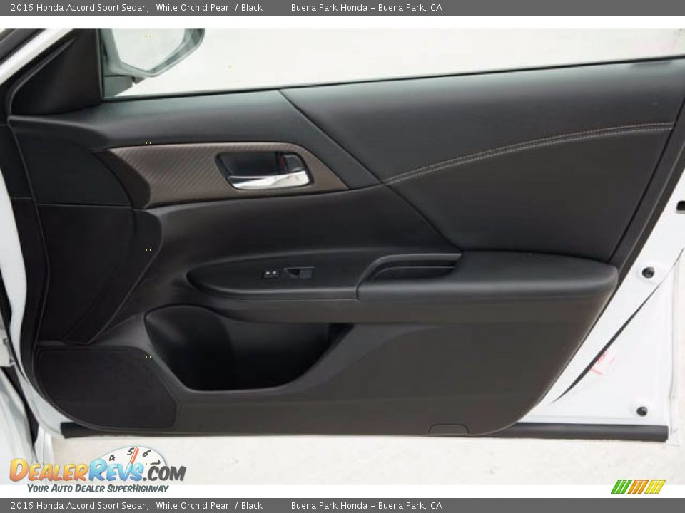 2016 Honda Accord Sport Sedan White Orchid Pearl / Black Photo #29
