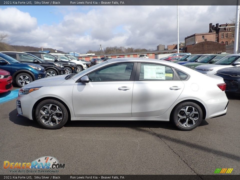 2021 Kia Forte LXS Silky Silver / Black Photo #6