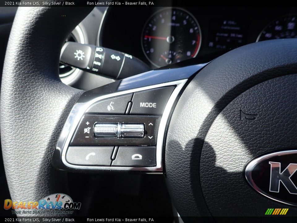 2021 Kia Forte LXS Silky Silver / Black Photo #20