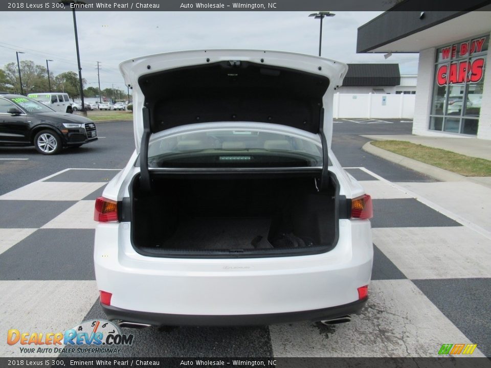 2018 Lexus IS 300 Eminent White Pearl / Chateau Photo #5