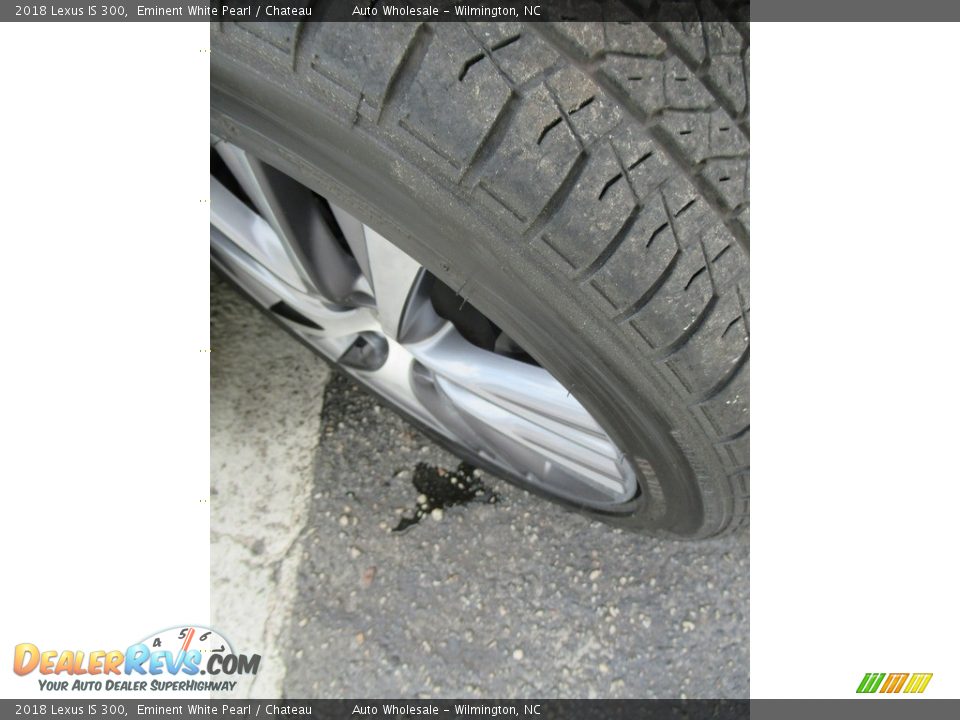 2018 Lexus IS 300 Eminent White Pearl / Chateau Photo #8