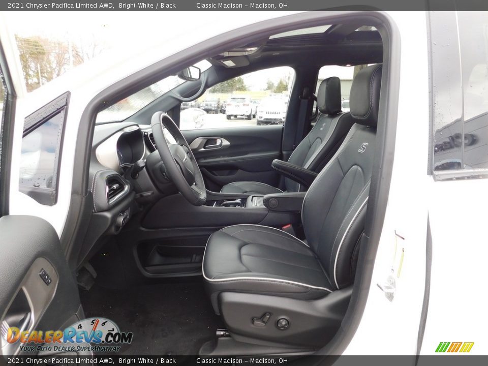 2021 Chrysler Pacifica Limited AWD Bright White / Black Photo #2