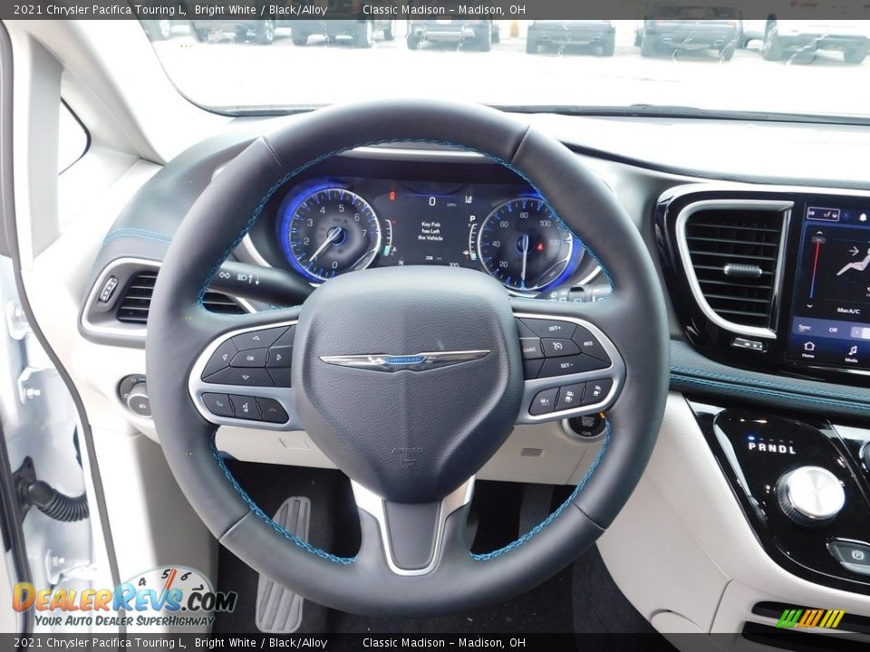 2021 Chrysler Pacifica Touring L Bright White / Black/Alloy Photo #5