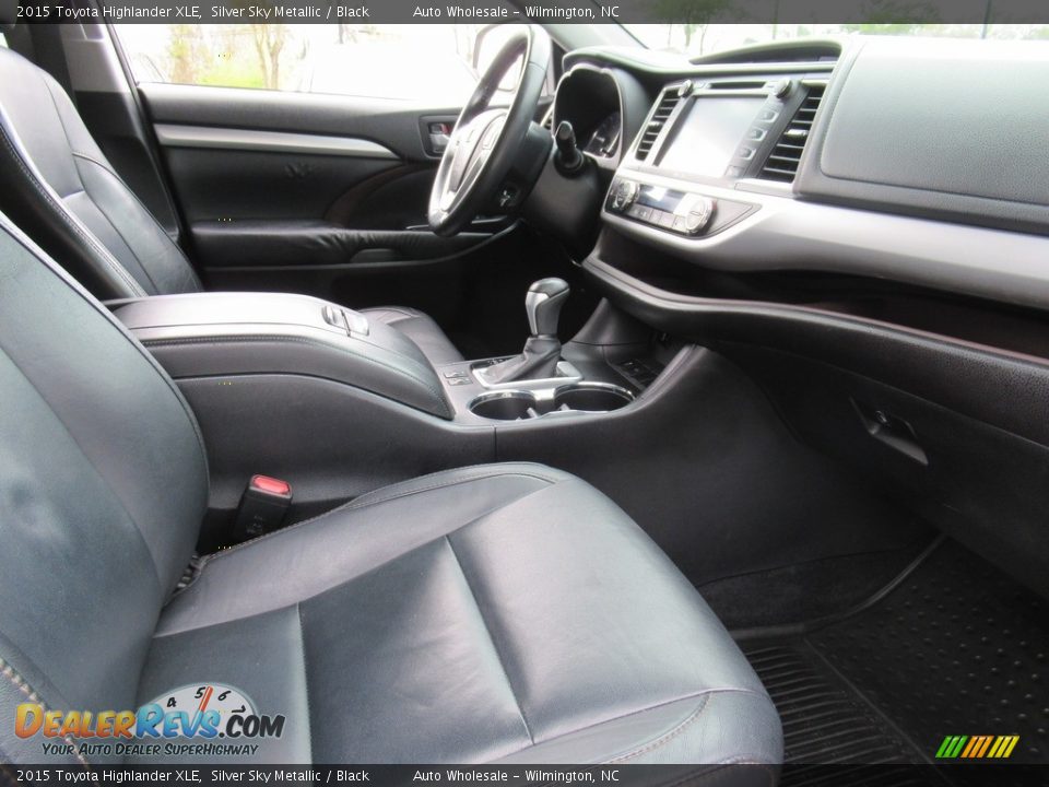 2015 Toyota Highlander XLE Silver Sky Metallic / Black Photo #12