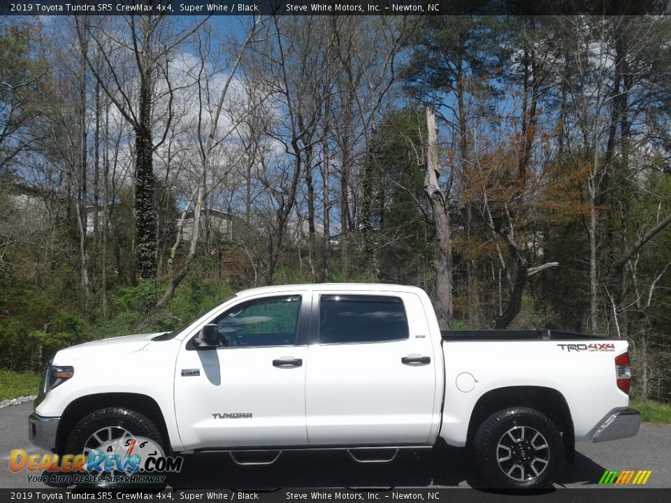 2019 Toyota Tundra SR5 CrewMax 4x4 Super White / Black Photo #1