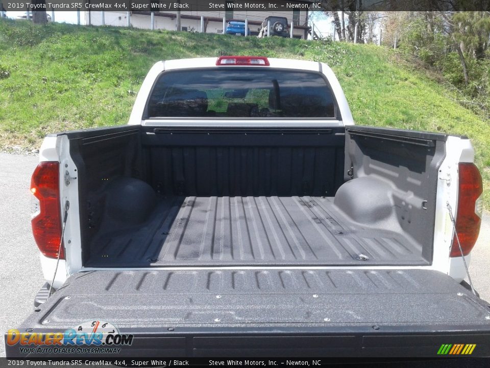 2019 Toyota Tundra SR5 CrewMax 4x4 Super White / Black Photo #9