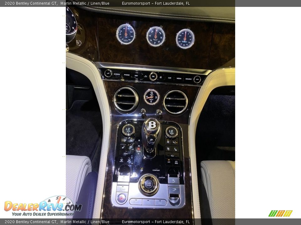 Controls of 2020 Bentley Continental GT  Photo #8