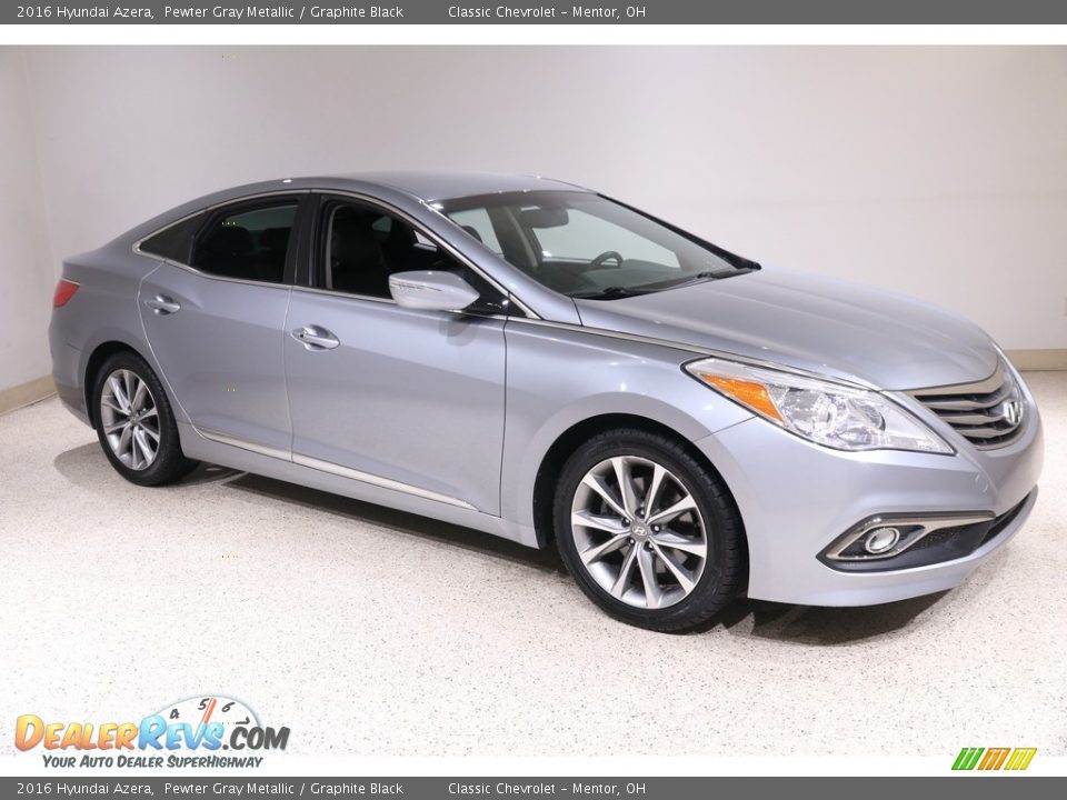 Front 3/4 View of 2016 Hyundai Azera  Photo #1